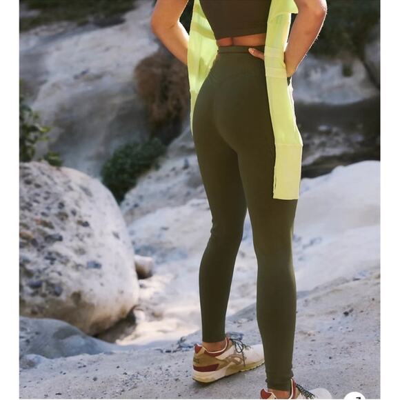 NEW Free People Movement Walk On Leggings Size XS/S - Picture 3 of 10